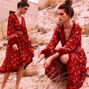 Jewel soirée red dress